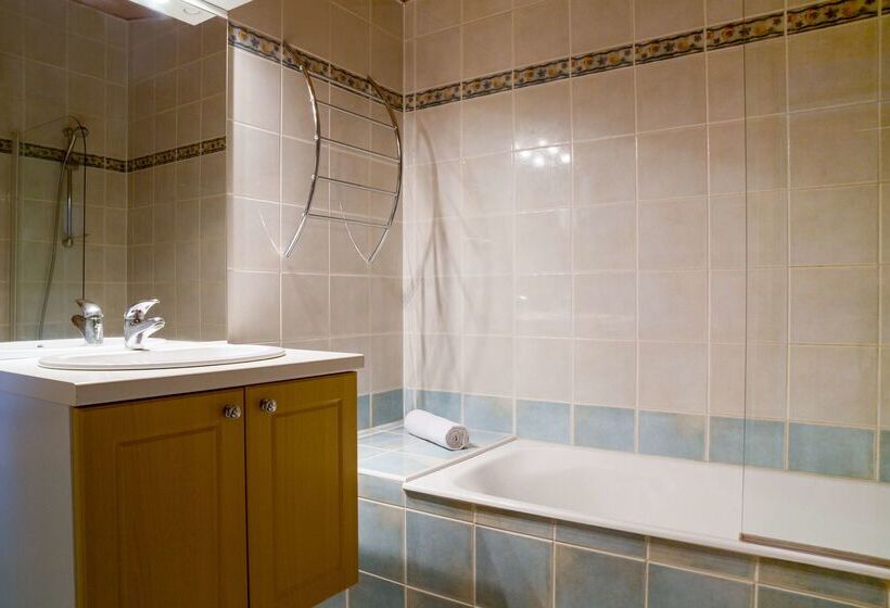 בית מלון כפרי La Villa Vicha, The Originals Relais