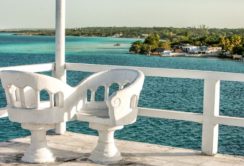 هتل Laguna Bacalar