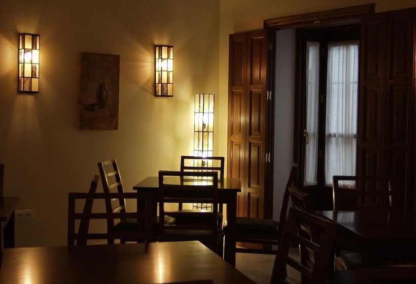 ホテル Las Casas Del Duque