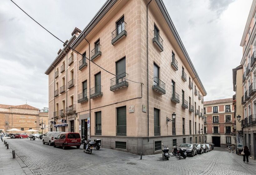 هتل Líbere Madrid Palacio Real