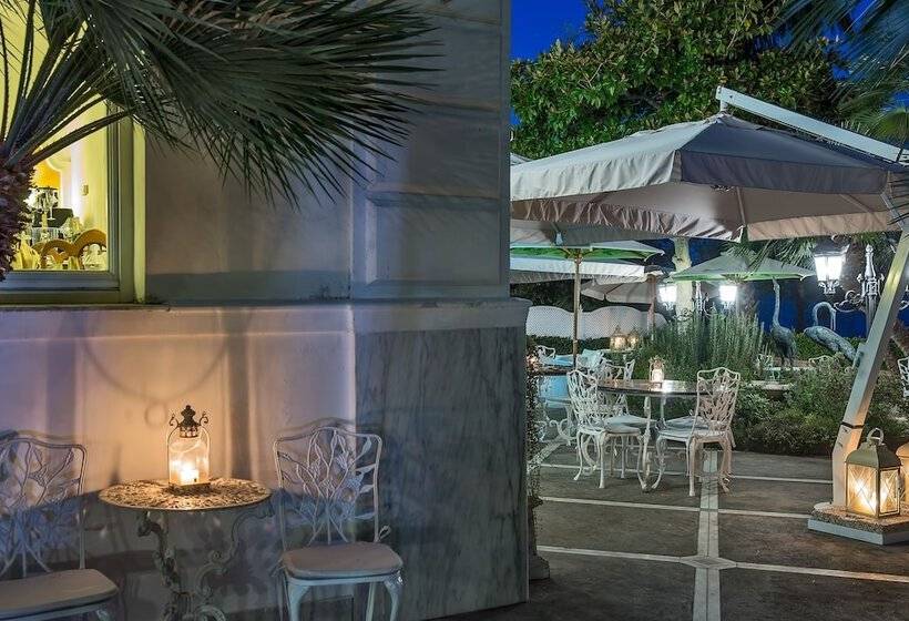 בית מלון כפרי Luxury Villa Excelsior Parco