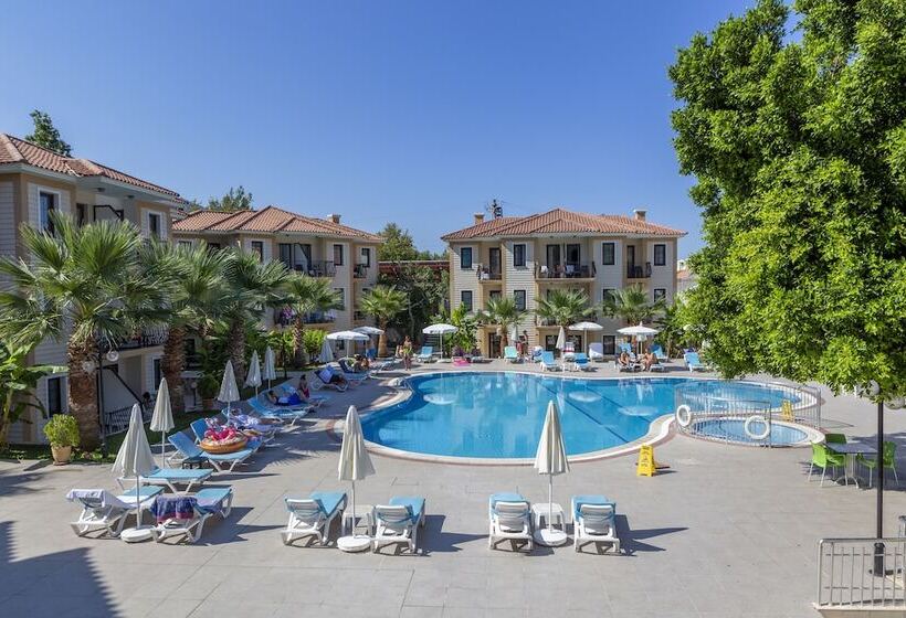 هتل Marcan Beach Adult Only