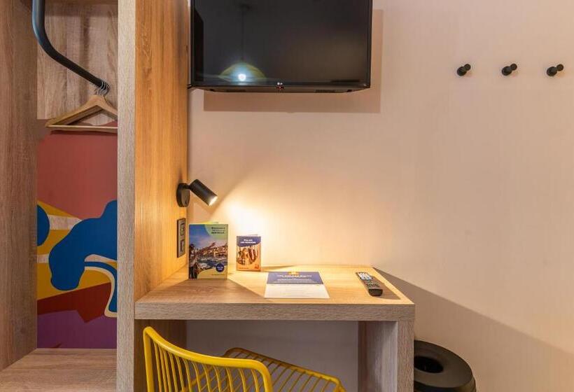 Отель Meininger Marseille Centre La Joliette