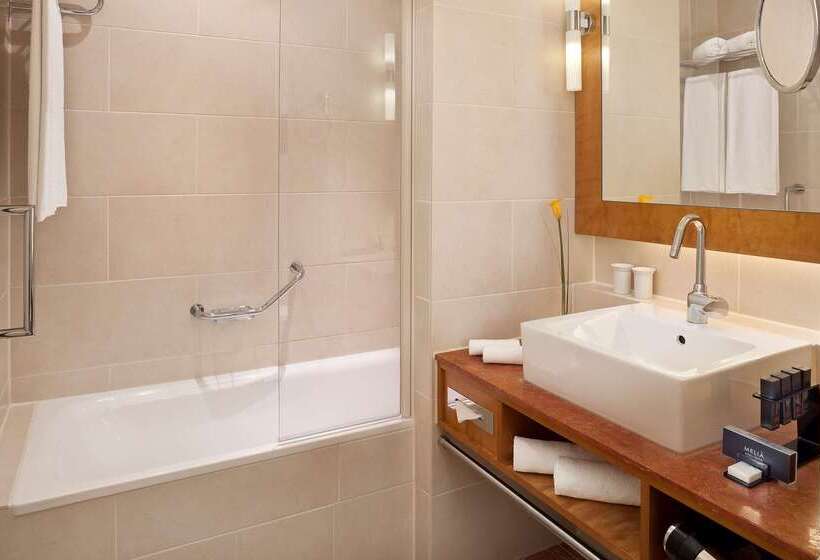 هتل Meliá Berlin