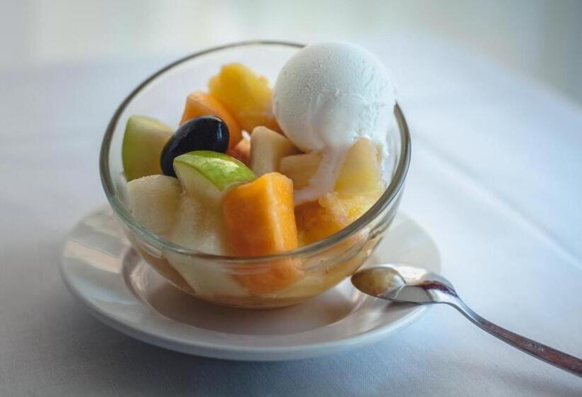 Отель Montemezzi