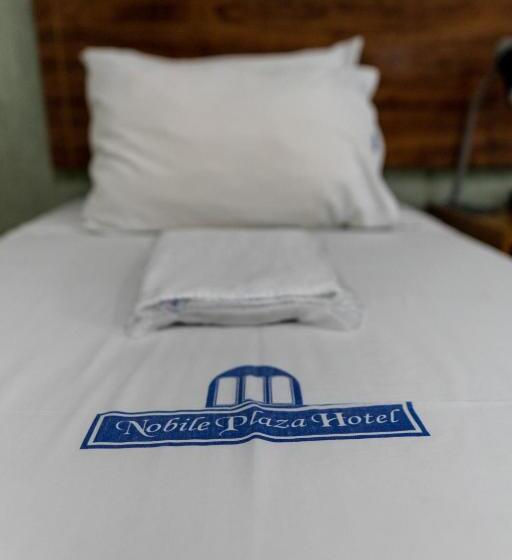 בית מלון כפרי Nobile Plaza