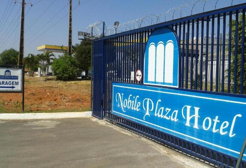 בית מלון כפרי Nobile Plaza