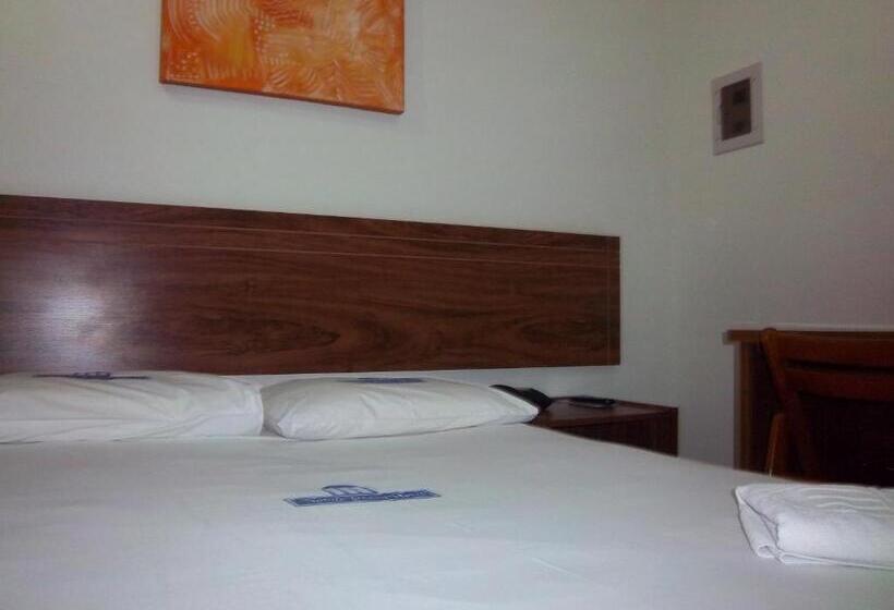 בית מלון כפרי Nobile Plaza