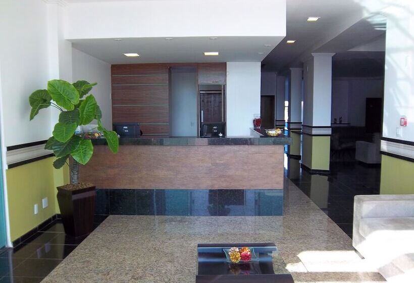 בית מלון כפרי Nobile Plaza