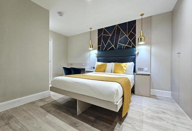 هتل Nox Hyde Park