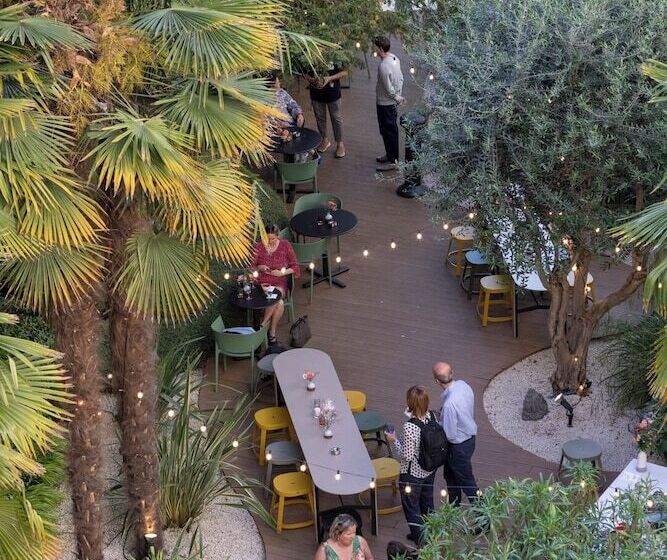 ホテル Oceania Paris Porte De Versailles