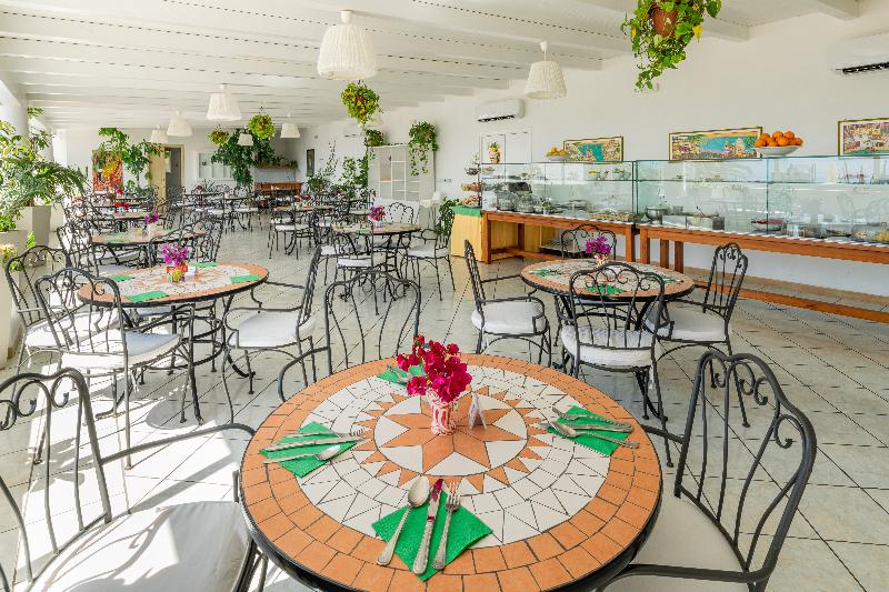 ホテル Ossidiana Stromboli Center