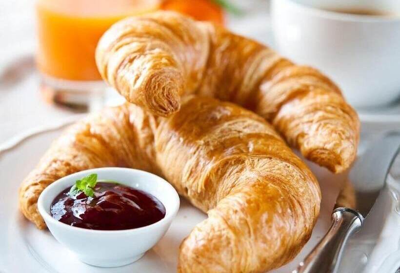 هتل Palacio Congresos