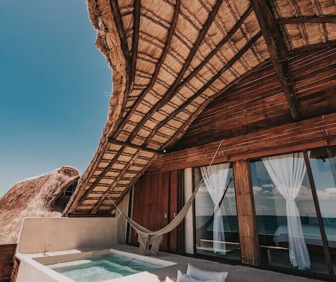 هتل Papaya Playa Project