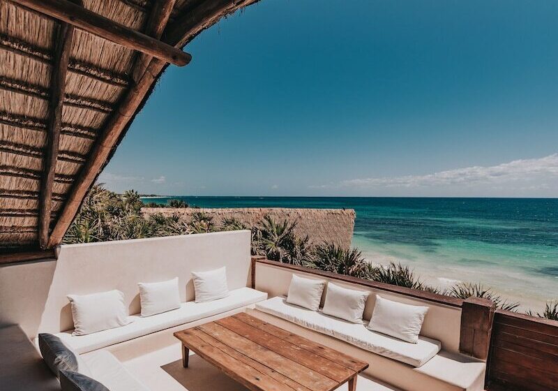 هتل Papaya Playa Project