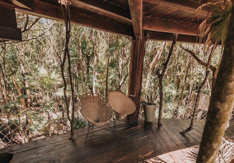 هتل Papaya Playa Project