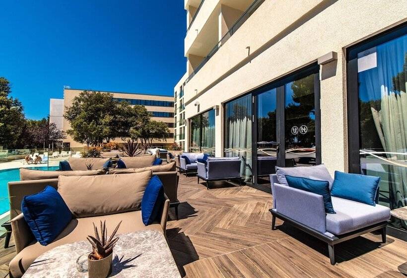 호텔 Park Plaza Arena Pula