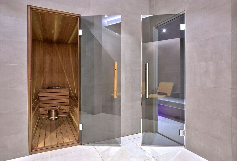 호텔 Park Plaza Arena Pula