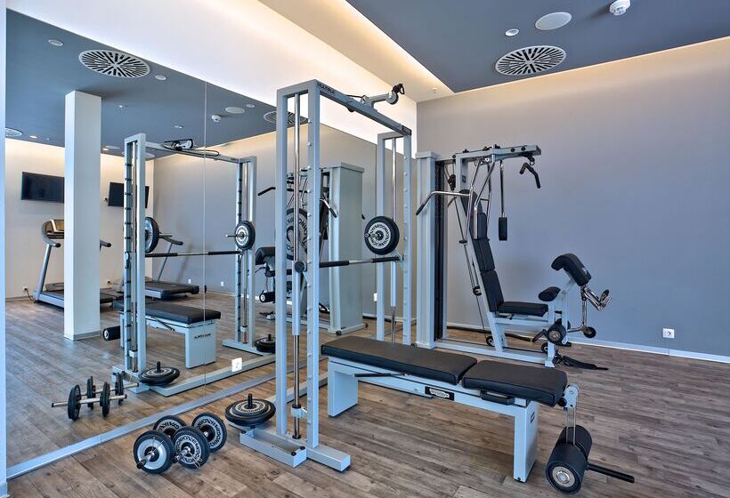 호텔 Park Plaza Arena Pula