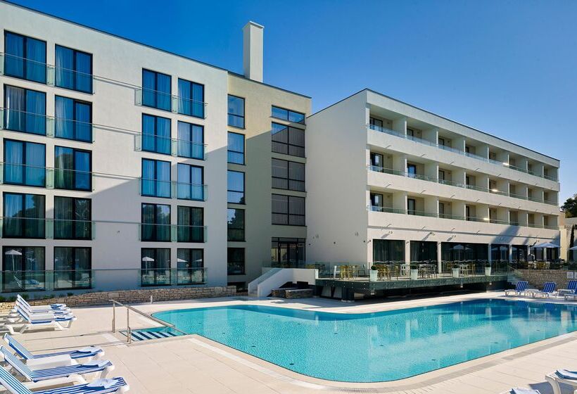 호텔 Park Plaza Arena Pula