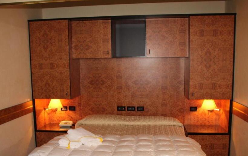 Park Hotel Villa Leon D Oro