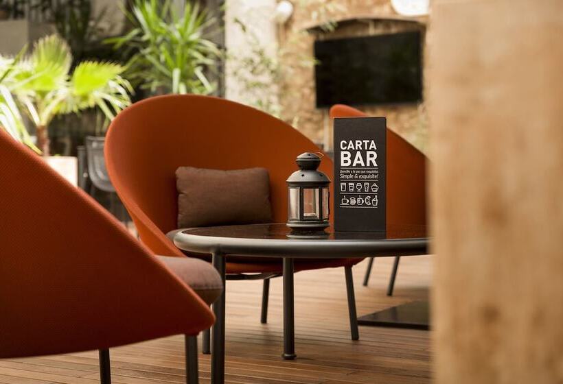 Отель Petit Palace Boqueria Garden