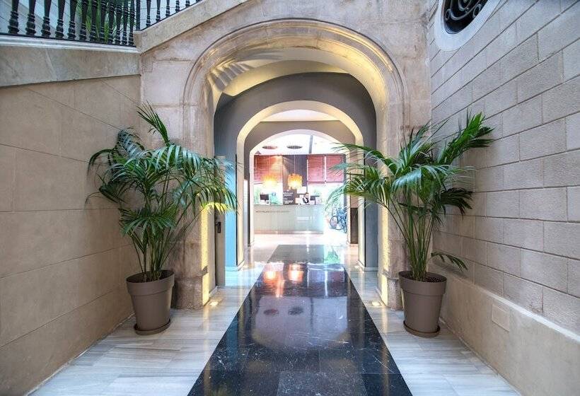 Отель Petit Palace Boqueria Garden