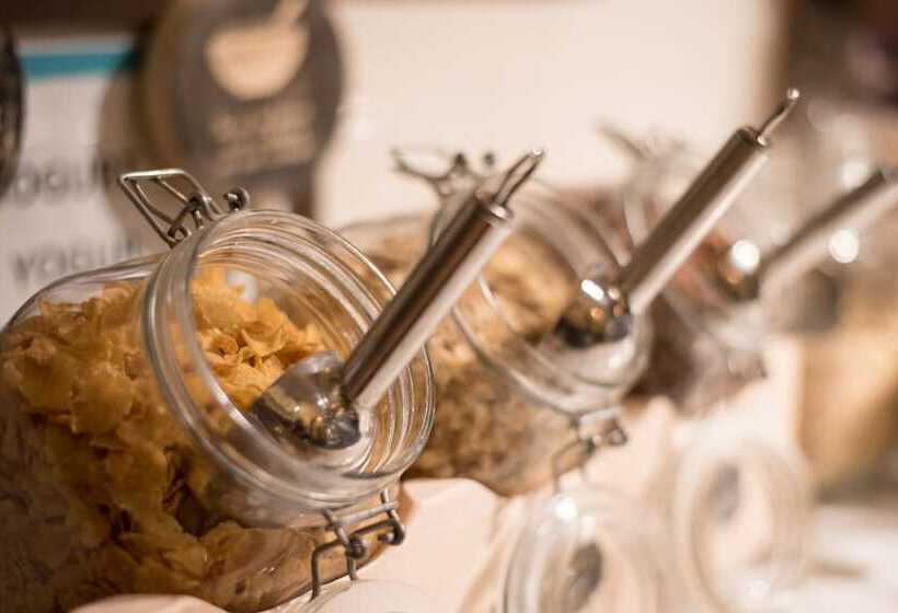 Отель Petit Palace Boqueria Garden