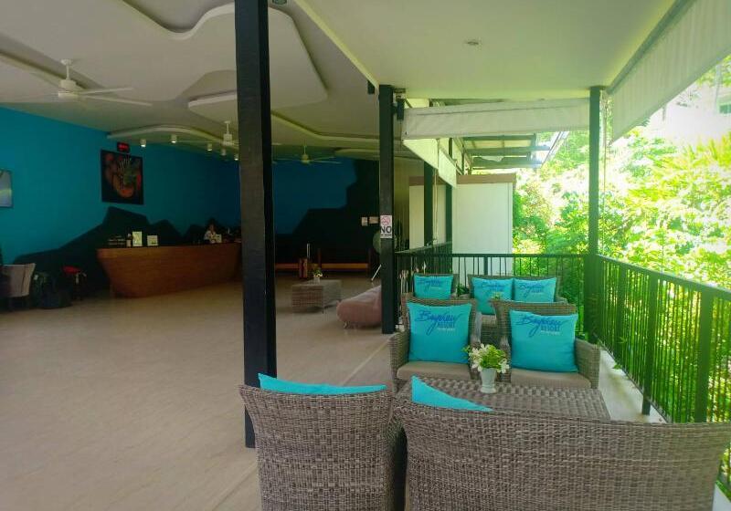 فندق Phi Phi Bayview Resort