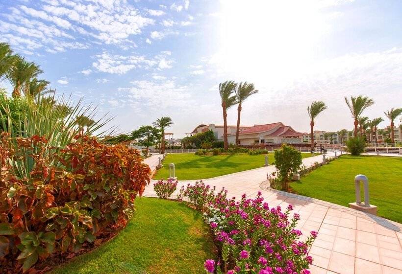 Отель Pickalbatros Dana Beach Resort   Aqua Park