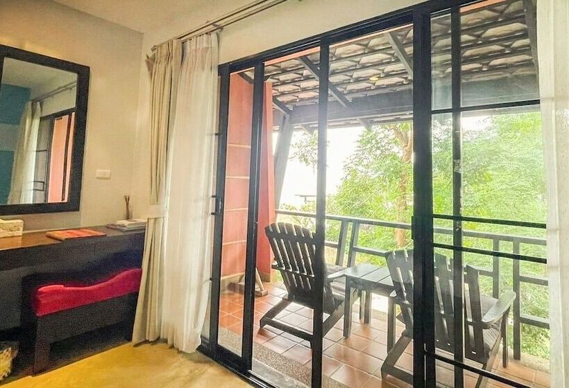 בית מלון כפרי Purimuntra Resort & Spa