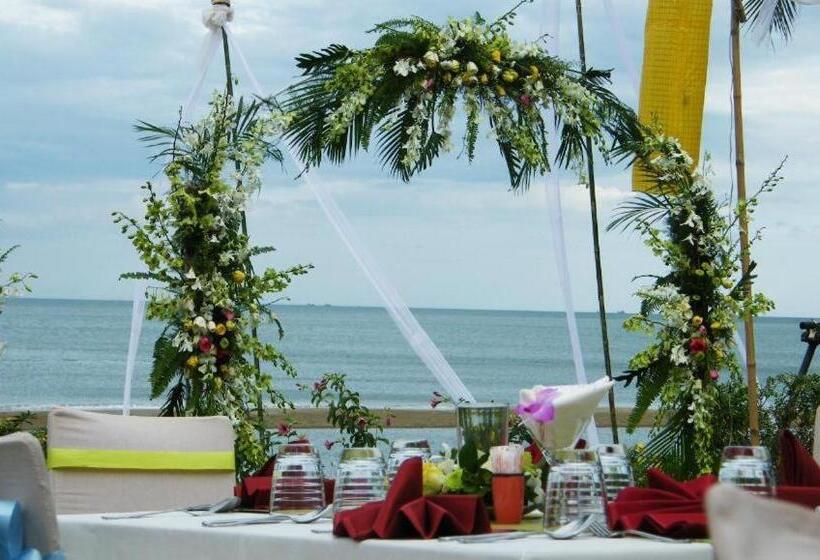 בית מלון כפרי Purimuntra Resort & Spa