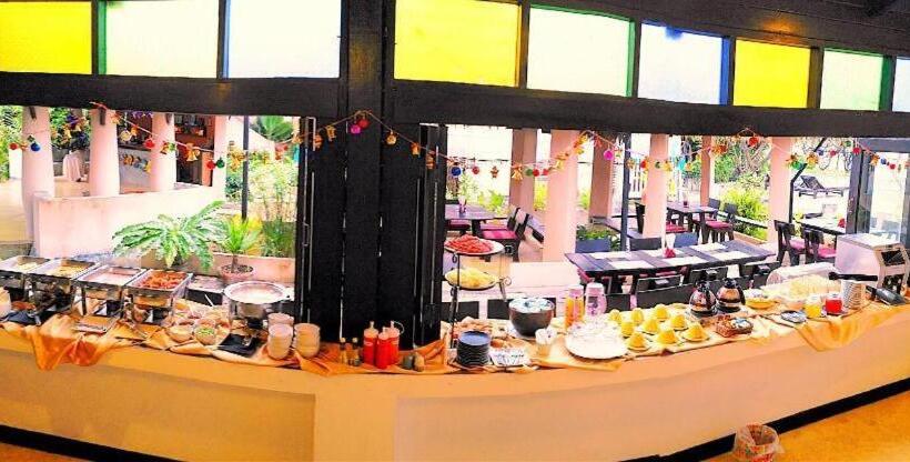 בית מלון כפרי Purimuntra Resort & Spa