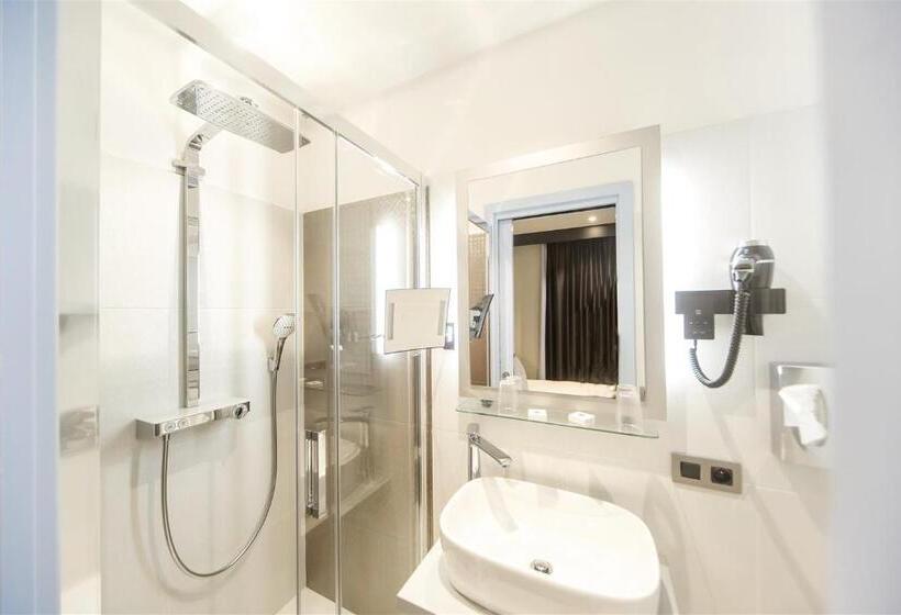 هتل Hôtel Boutique Richelieu, Lyon Gare Part Dieu