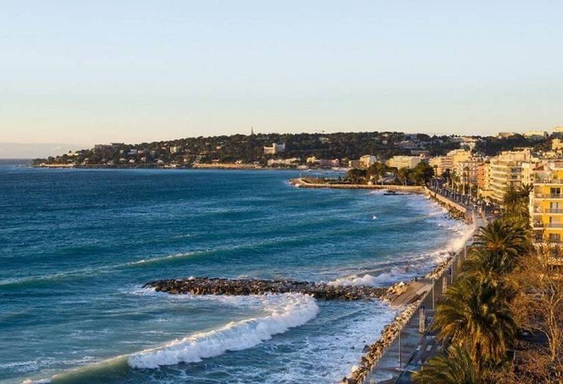 호텔 Riva Art & Spa