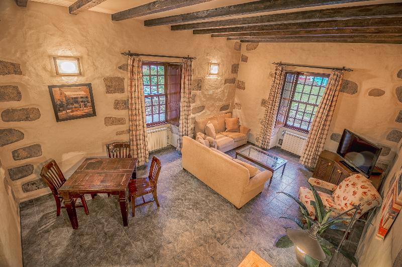 田舎風ホテル Rural Livvo Maipez