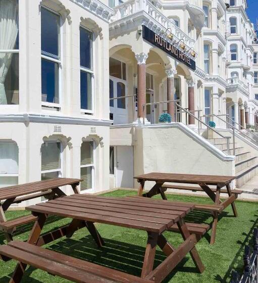 בית מלון כפרי The Rutland