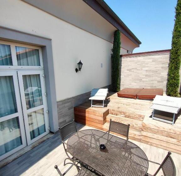 Savoia Hotel Regency