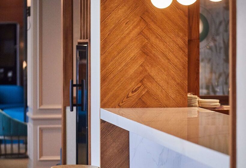 酒店 Silken Ciudad Gijon