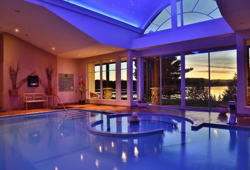 فندق Sir Sam S Inn & Waterspa   Adults Only