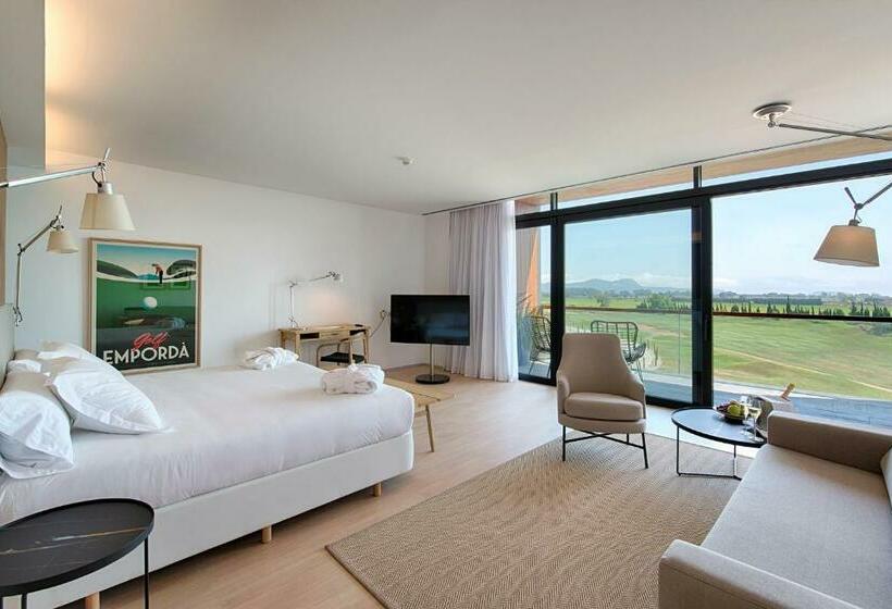 Отель Empordà Golf Resort