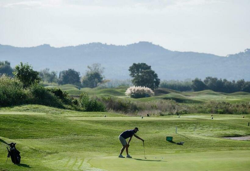 Отель Empordà Golf Resort