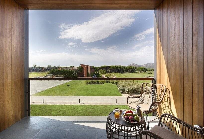 Отель Empordà Golf Resort