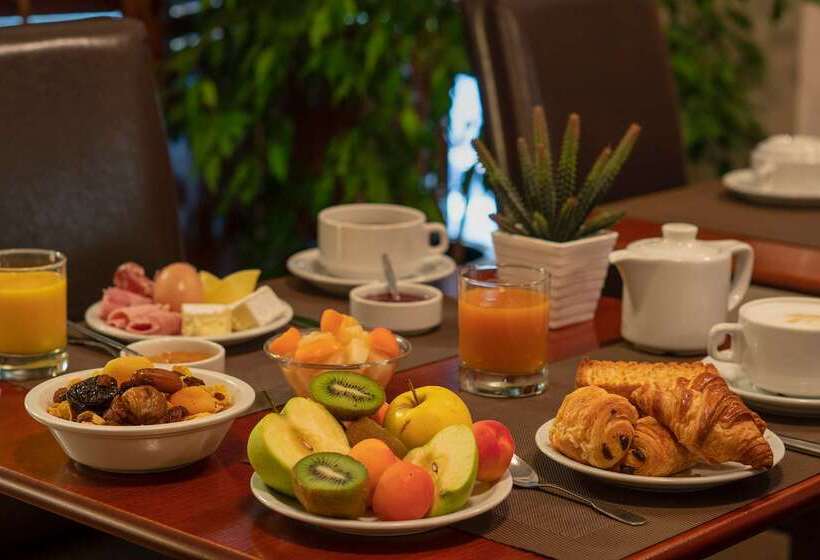 Отель The Originals City, Hôtel Rive Droite, Albi Quartier Madeleine