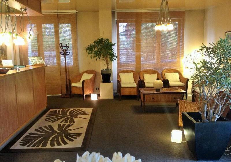 Отель The Originals City, Hôtel Rive Droite, Albi Quartier Madeleine