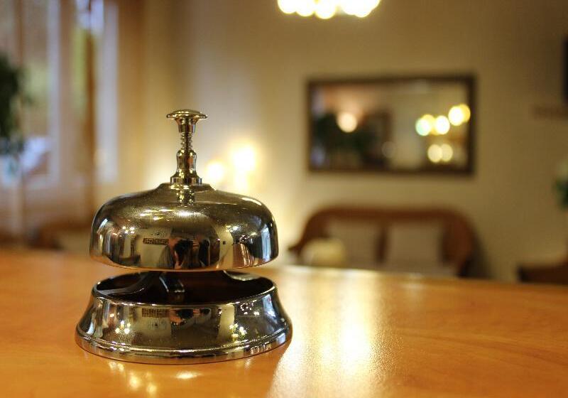 Отель The Originals City, Hôtel Rive Droite, Albi Quartier Madeleine