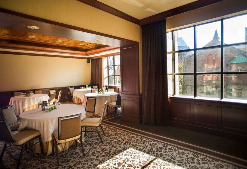 The Yorkville Royal Sonesta Hotel Toronto