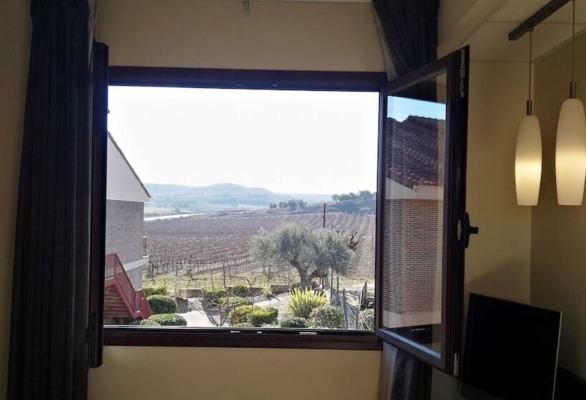 هتل Tudancaaranda Aranda II