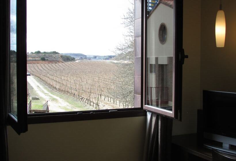 هتل Tudancaaranda Aranda II