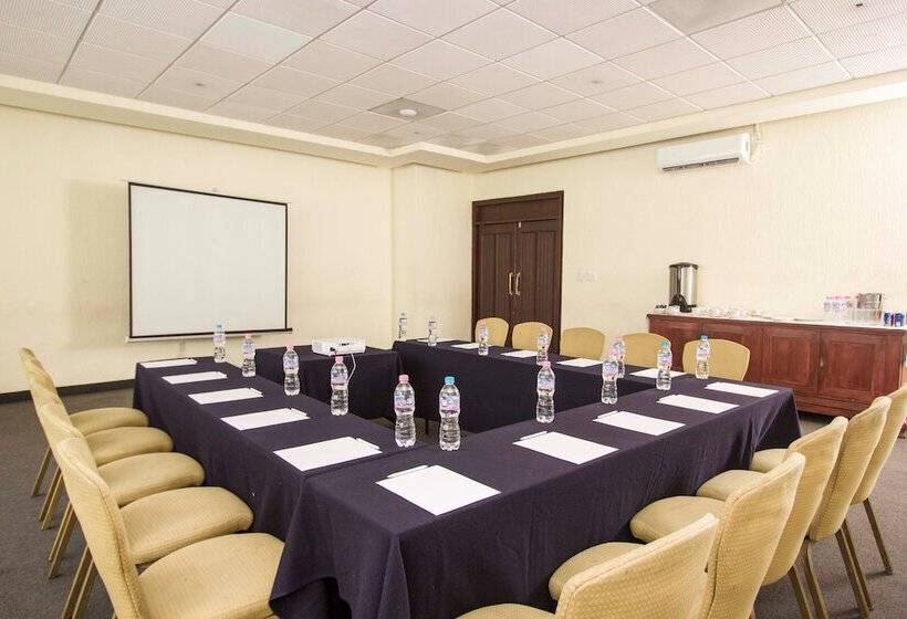 ホテル Valle De Mexico Toreo